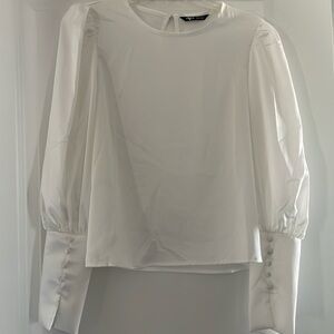 SHEIN white Silk top size M 🦋NEW EXCELLENT CONDITION! $15